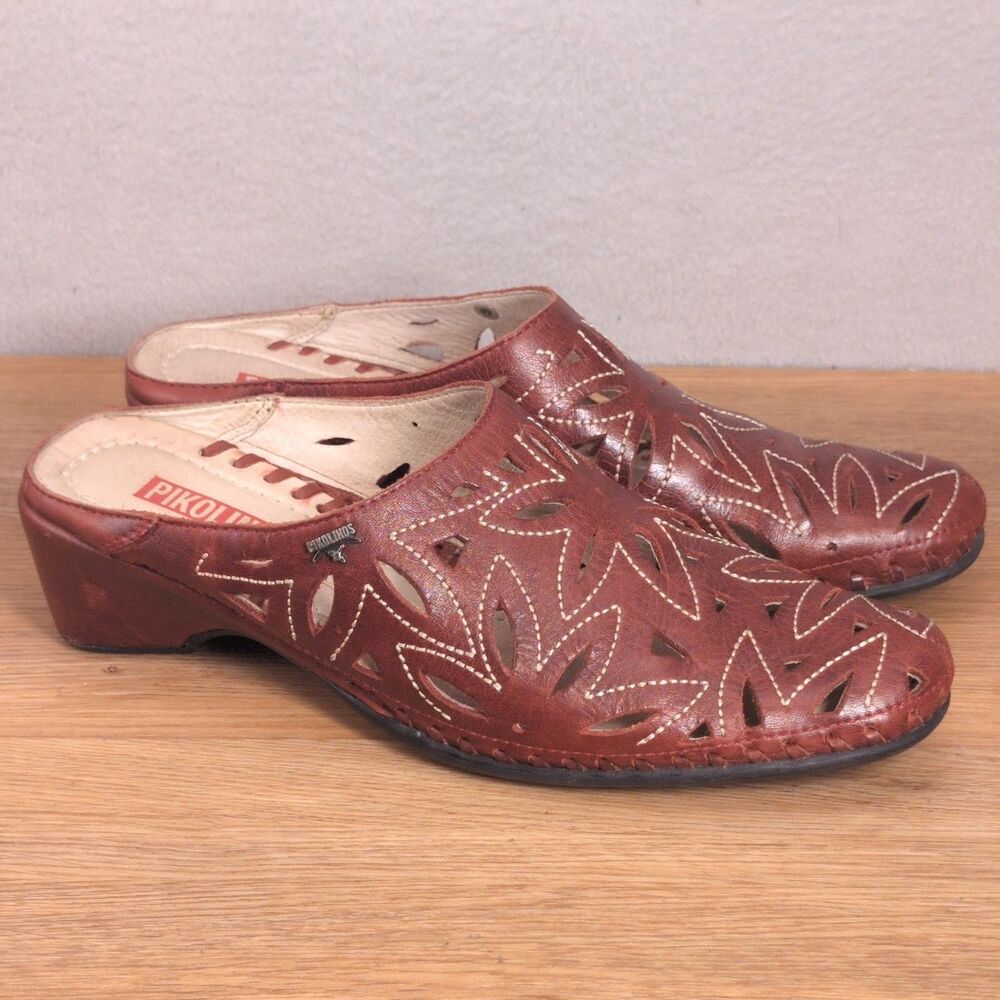 Pikolinos Women's 6 EU 36 Floral Cutout Mule Clog Reddish Brown Leather Slip-On